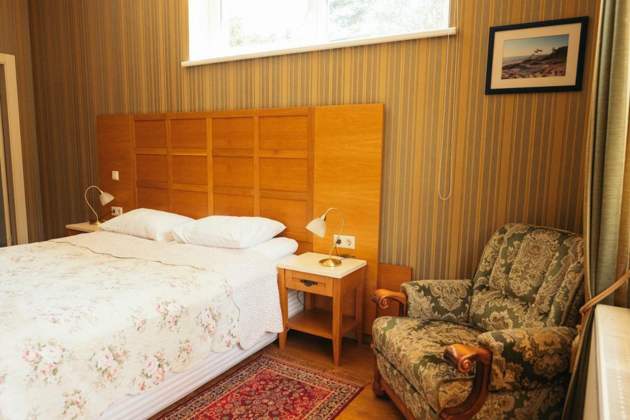 Hotel Vila Diemedis Паланга Екстер'єр фото