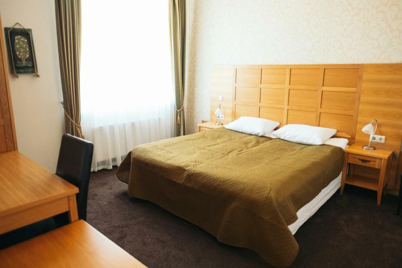 Hotel Vila Diemedis Паланга Екстер'єр фото